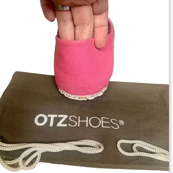 🔥NEW OTZ 300GMS UNISEX LINEN Shoes in Fuchsia (pink) NWT - Picture 5 of 16
